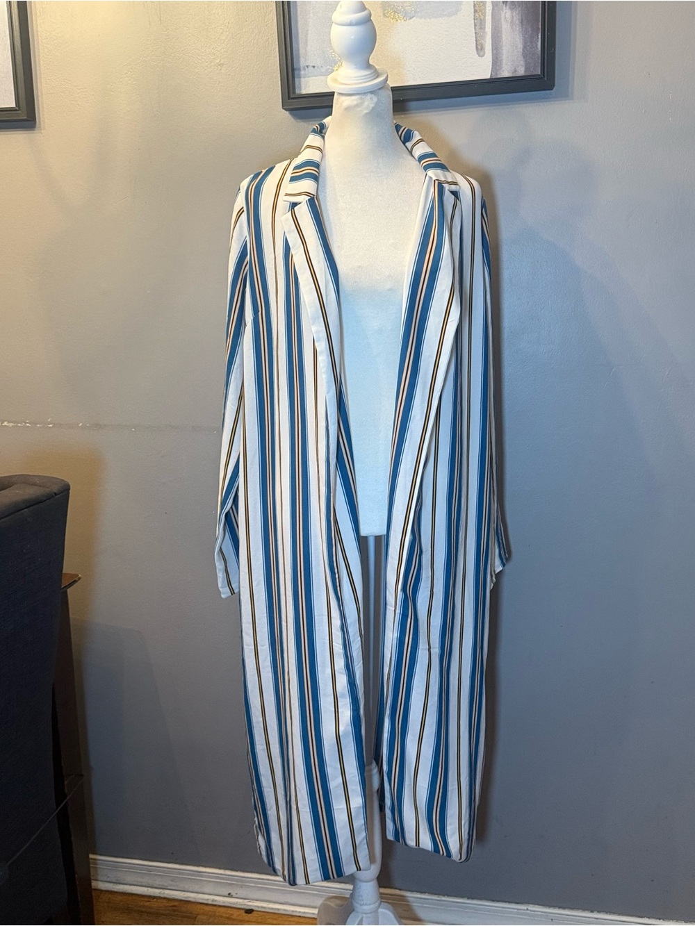 Forever 21 Vertical Stripe Longline Blazer in Blue and White